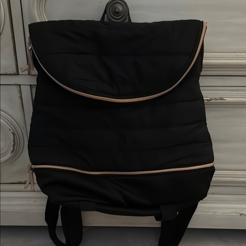 Stella & Dot Black Backpack